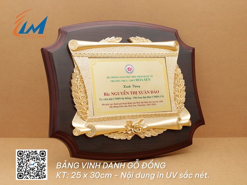 BẢNG VINH DANH GỖ ĐỒNG
