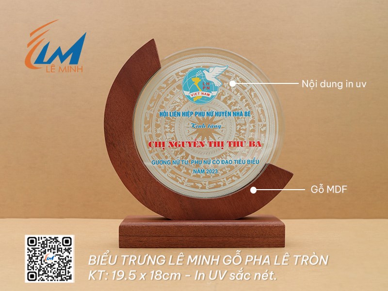 BIỂU TRƯNG GỖ PHA LÊ TRÒN 